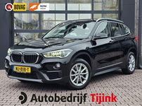 BMW X1 - sDrive20i Centennial High Executive | Automaat | Navi | Stoelverwarming | HUD | Parkeersensoren | Leder |
