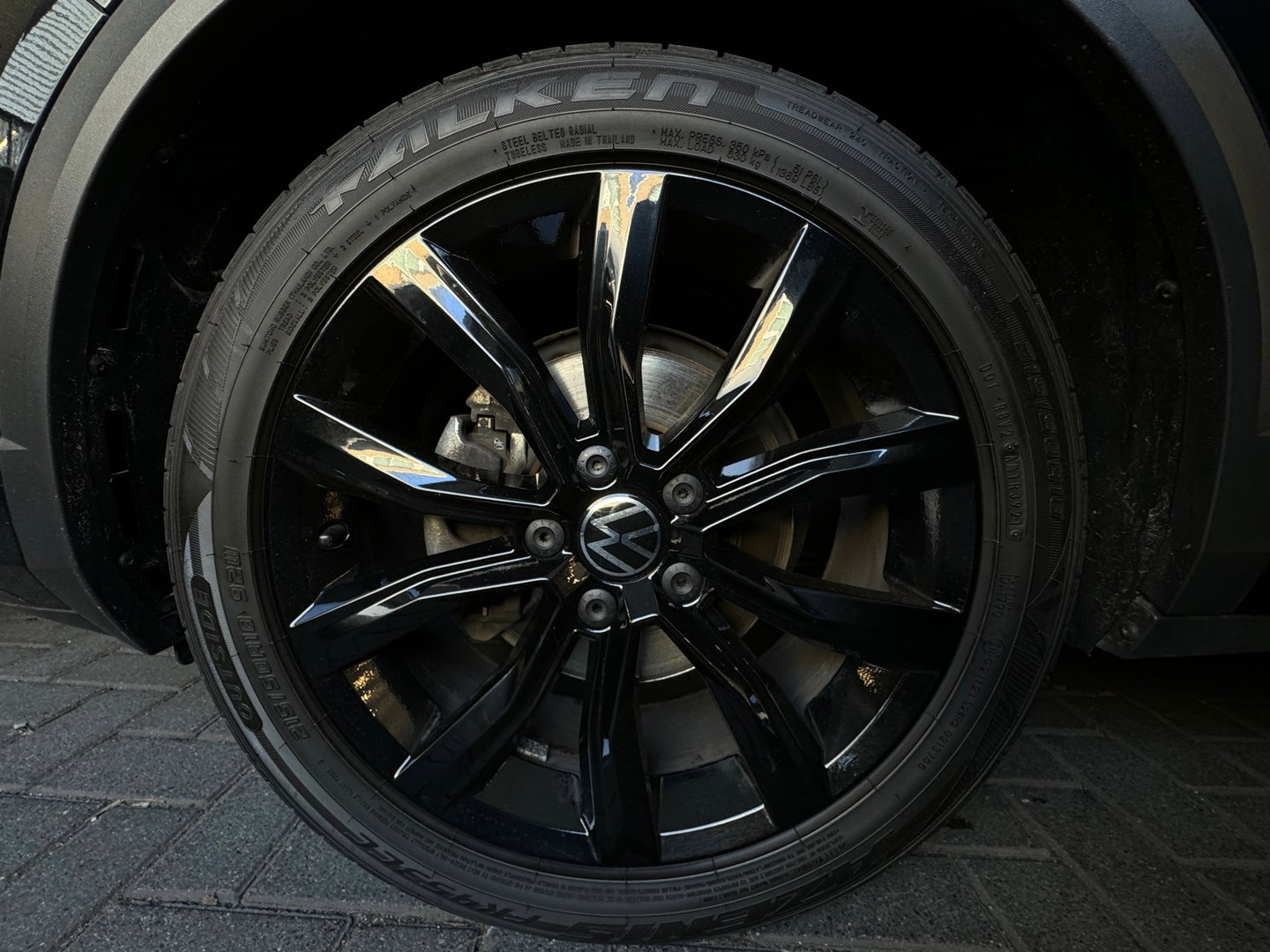 Volkswagen T-Roc 1.5 TSI R-Line Keyless|Camera|IQ|ACC|CarPlay