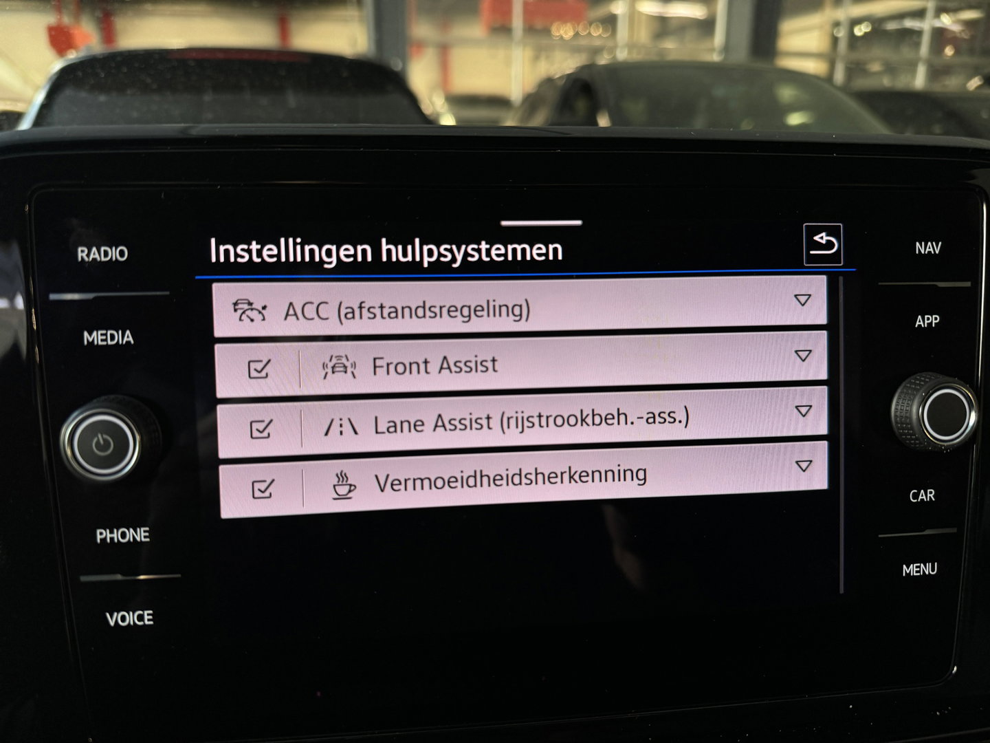 Volkswagen T-Roc 1.5 TSI R-Line Keyless|Camera|IQ|ACC|CarPlay