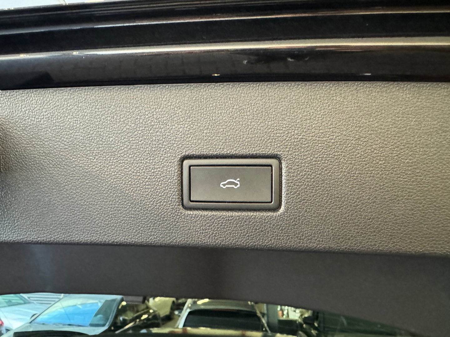 Volkswagen T-Roc 1.5 TSI R-Line Keyless|Camera|IQ|ACC|CarPlay