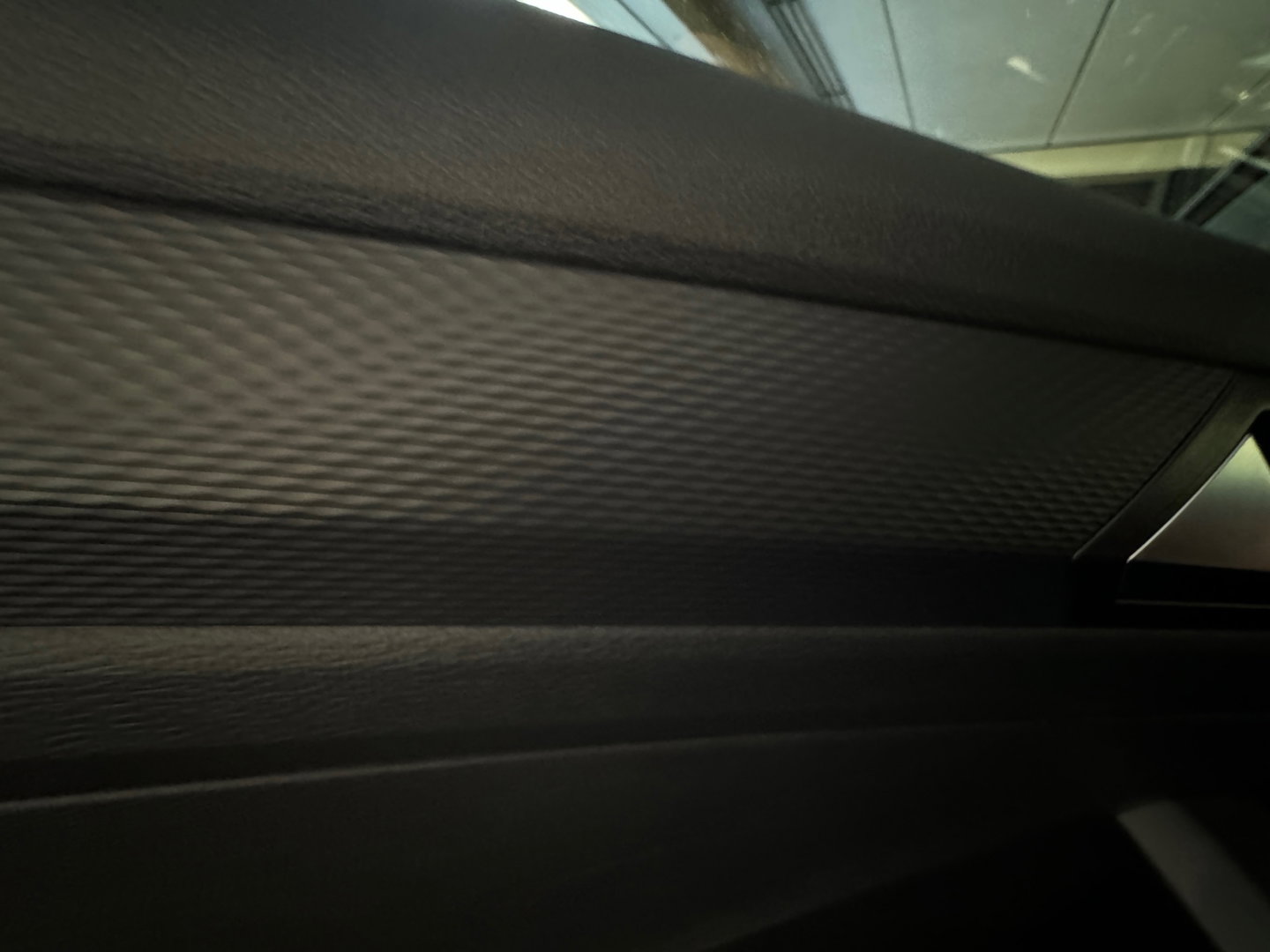 Volkswagen T-Roc 1.5 TSI R-Line Keyless|Camera|IQ|ACC|CarPlay