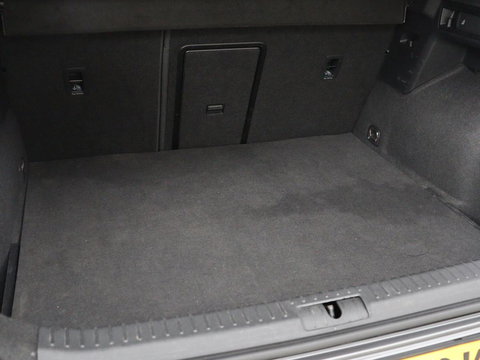 CUPRA Formentor 1.4 eHybrid VZ | SOH 94% | 245pk | Leder | Stoelverwarming | 360 Camera | Carplay | Sfeerverlichting | Navigatie | Adaptive cruise | Memory | Keyless | Full LED | PHEV | Plug In