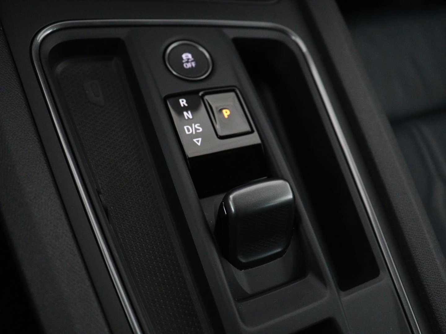 CUPRA Formentor 1.4 eHybrid VZ | SOH 94% | 245pk | Leder | Stoelverwarming | 360 Camera | Carplay | Sfeerverlichting | Navigatie | Adaptive cruise | Memory | Keyless | Full LED | PHEV | Plug In