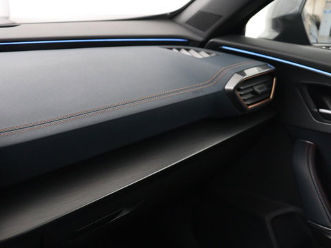 CUPRA Formentor 1.4 eHybrid VZ | SOH 94% | 245pk | Leder | Stoelverwarming | 360 Camera | Carplay | Sfeerverlichting | Navigatie | Adaptive cruise | Memory | Keyless | Full LED | PHEV | Plug In