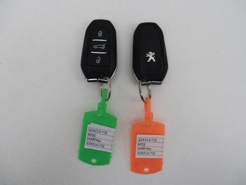 Peugeot 3008 1.6 HYbrid 225 GT Line | SOH 95% | Stoelverwarming | Adaptive cruise | Alcantara | Camera | Carplay | 19'' | Dodehoek detectie | Navigatie | Full LED | Parkeerhulp | Climate control | PHEV | Plug In