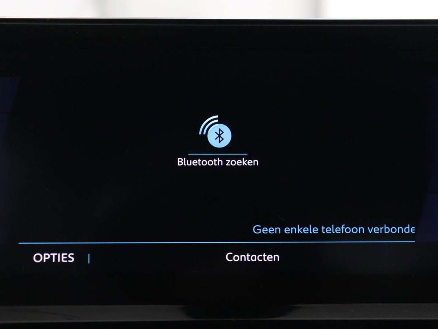 Peugeot 3008 1.6 HYbrid 225 GT Line | SOH 95% | Stoelverwarming | Adaptive cruise | Alcantara | Camera | Carplay | 19'' | Dodehoek detectie | Navigatie | Full LED | Parkeerhulp | Climate control | PHEV | Plug In