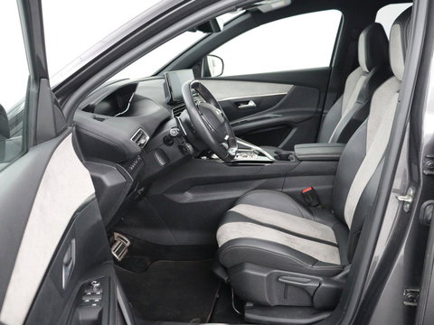 Peugeot 3008 1.6 HYbrid 225 GT Line | SOH 95% | Stoelverwarming | Adaptive cruise | Alcantara | Camera | Carplay | 19'' | Dodehoek detectie | Navigatie | Full LED | Parkeerhulp | Climate control | PHEV | Plug In