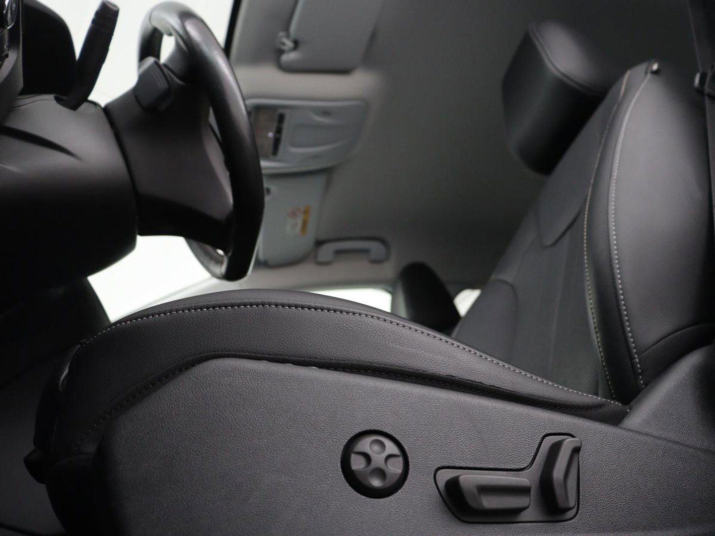 Opel Grandland X 1.6 Turbo Hybrid Elegance | SOH 93% | Stoelventilatie | Leder | Trekhaak | 360 Camera | Carplay | Stoelverwarming | Navigatie | Full LED | Cruise control | Bluetooth | Climate control | PHEV | Plug In