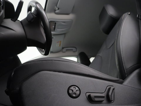 Opel Grandland X 1.6 Turbo Hybrid Elegance | SOH 93% | Stoelventilatie | Leder | Trekhaak | 360 Camera | Carplay | Stoelverwarming | Navigatie | Full LED | Cruise control | Bluetooth | Climate control | PHEV | Plug In