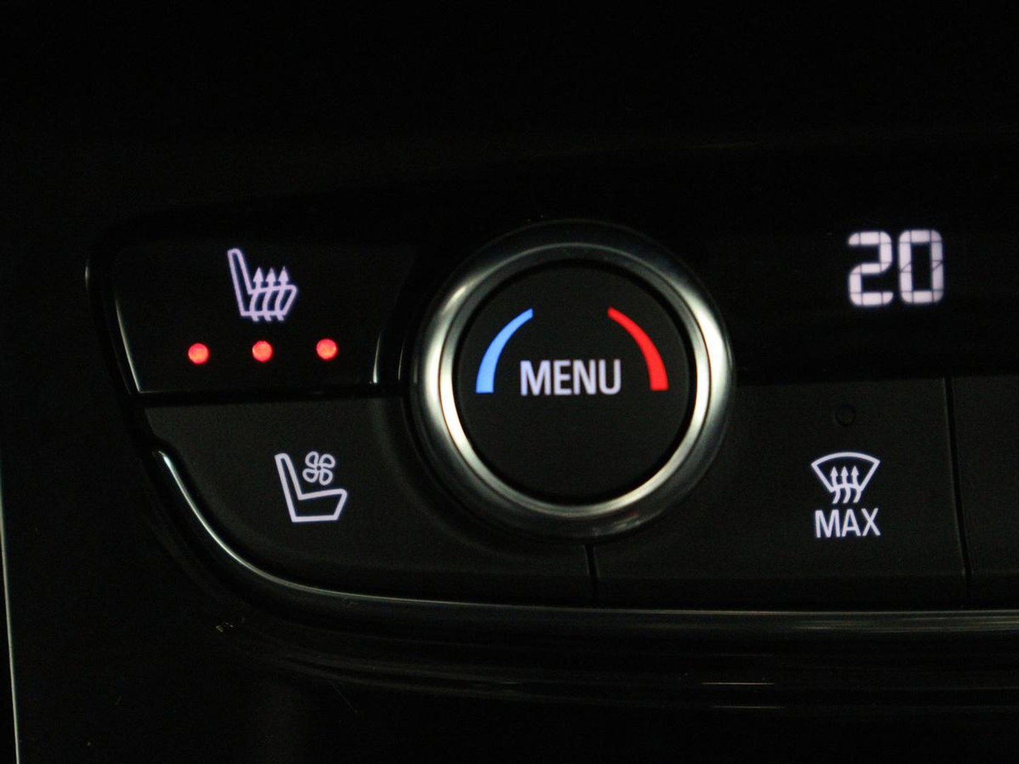 Opel Grandland X 1.6 Turbo Hybrid Elegance | SOH 93% | Stoelventilatie | Leder | Trekhaak | 360 Camera | Carplay | Stoelverwarming | Navigatie | Full LED | Cruise control | Bluetooth | Climate control | PHEV | Plug In