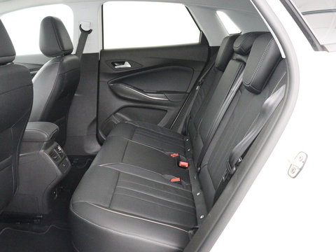 Opel Grandland X 1.6 Turbo Hybrid Elegance | SOH 93% | Stoelventilatie | Leder | Trekhaak | 360 Camera | Carplay | Stoelverwarming | Navigatie | Full LED | Cruise control | Bluetooth | Climate control | PHEV | Plug In