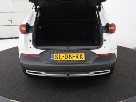Opel Grandland X 1.6 Turbo Hybrid Elegance | SOH 93% | Stoelventilatie | Leder | Trekhaak | 360 Camera | Carplay | Stoelverwarming | Navigatie | Full LED | Cruise control | Bluetooth | Climate control | PHEV | Plug In