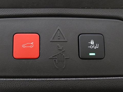 Opel Grandland X 1.6 Turbo Hybrid Elegance | SOH 93% | Stoelventilatie | Leder | Trekhaak | 360 Camera | Carplay | Stoelverwarming | Navigatie | Full LED | Cruise control | Bluetooth | Climate control | PHEV | Plug In