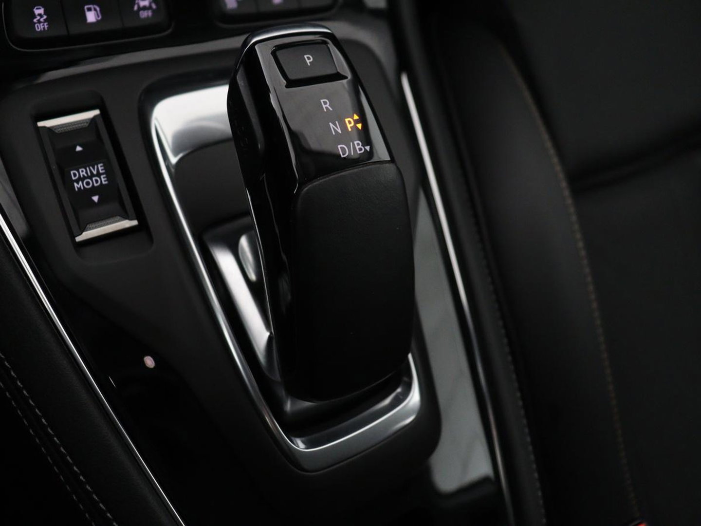 Opel Grandland X 1.6 Turbo Hybrid Elegance | SOH 93% | Stoelventilatie | Leder | Trekhaak | 360 Camera | Carplay | Stoelverwarming | Navigatie | Full LED | Cruise control | Bluetooth | Climate control | PHEV | Plug In