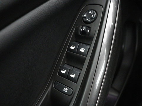 Opel Grandland X 1.6 Turbo Hybrid Elegance | SOH 93% | Stoelventilatie | Leder | Trekhaak | 360 Camera | Carplay | Stoelverwarming | Navigatie | Full LED | Cruise control | Bluetooth | Climate control | PHEV | Plug In