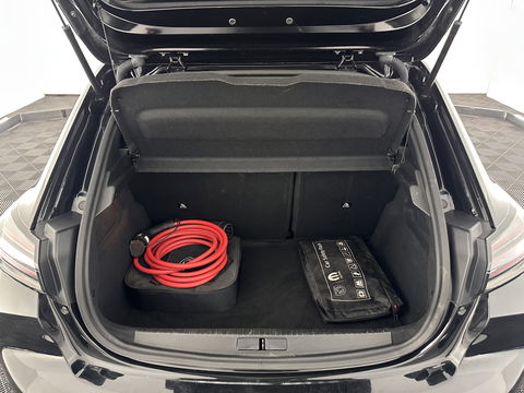 Peugeot e-208 EV Style 50 kWh [3-Fase-11kW] {SOH-96%} (INCL-BTW) Aut. *LEATHER-FABRIC | FULL-LED | HEATED-SPORTSEATS | KEYLESS | PRIVACYGLASS | DAB+ | NAVI-FULLMAP | ECC | PDC | CRUISE | CARBON-INLAY | DIGI-COCKPIT | 16''ALU*