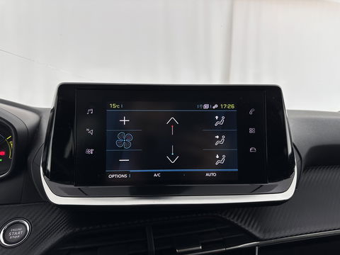 Peugeot e-208 EV Style 50 kWh [3-Fase-11kW] {SOH-96%} (INCL-BTW) Aut. *LEATHER-FABRIC | FULL-LED | HEATED-SPORTSEATS | KEYLESS | PRIVACYGLASS | DAB+ | NAVI-FULLMAP | ECC | PDC | CRUISE | CARBON-INLAY | DIGI-COCKPIT | 16''ALU*