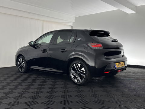 Peugeot e-208 EV Style 50 kWh [3-Fase-11kW] {SOH-96%} (INCL-BTW) Aut. *LEATHER-FABRIC | FULL-LED | HEATED-SPORTSEATS | KEYLESS | PRIVACYGLASS | DAB+ | NAVI-FULLMAP | ECC | PDC | CRUISE | CARBON-INLAY | DIGI-COCKPIT | 16''ALU*