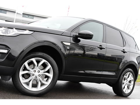 Land Rover Discovery Sport 2.0 TD4 HSE Camera, Cruise, Stoelverwarming, PANO, 180pk, LED, Leder, Automaat, multimedia, Uniek!
