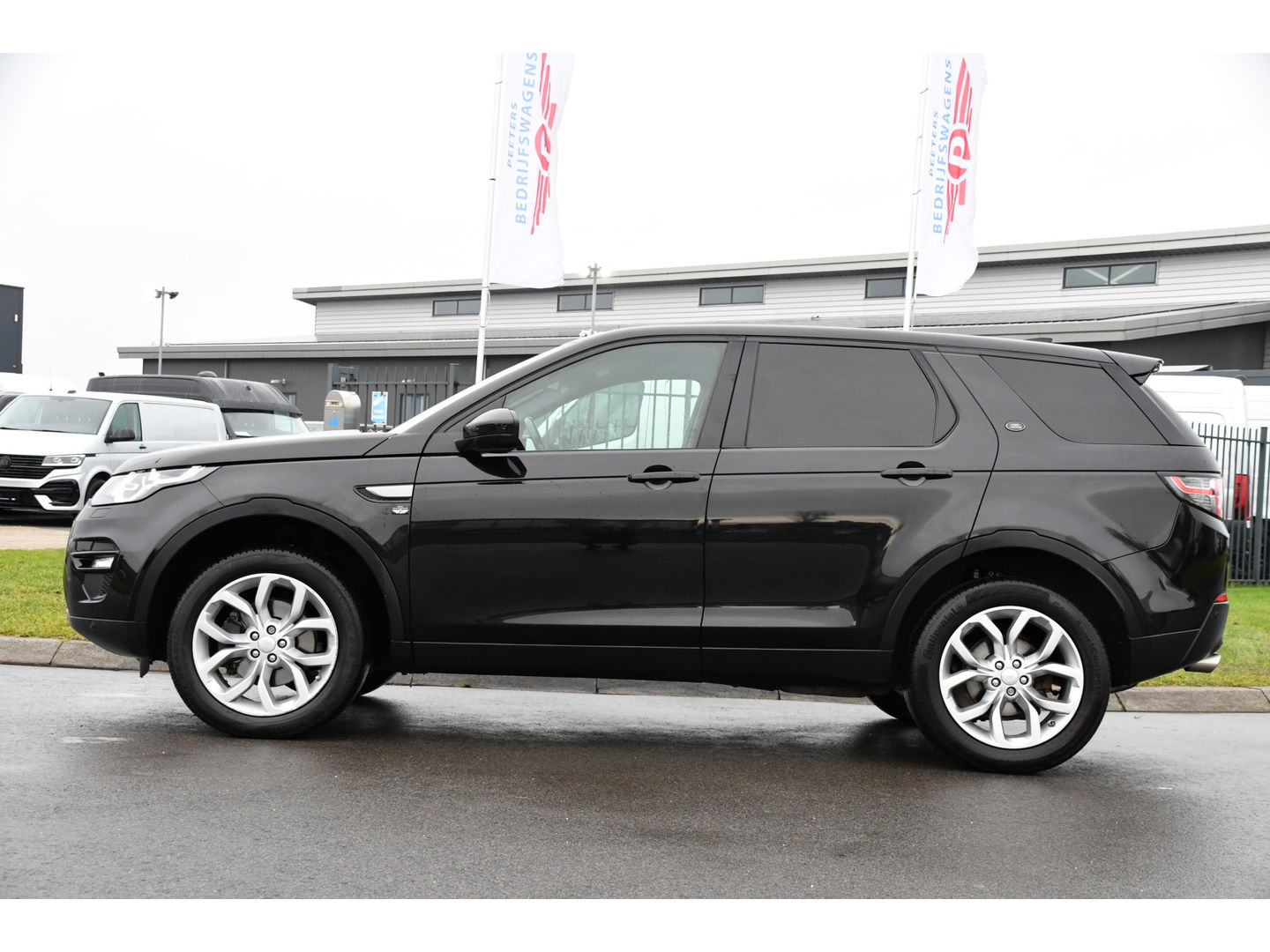 Land Rover Discovery Sport 2.0 TD4 HSE Camera, Cruise, Stoelverwarming, PANO, 180pk, LED, Leder, Automaat, multimedia, Uniek!