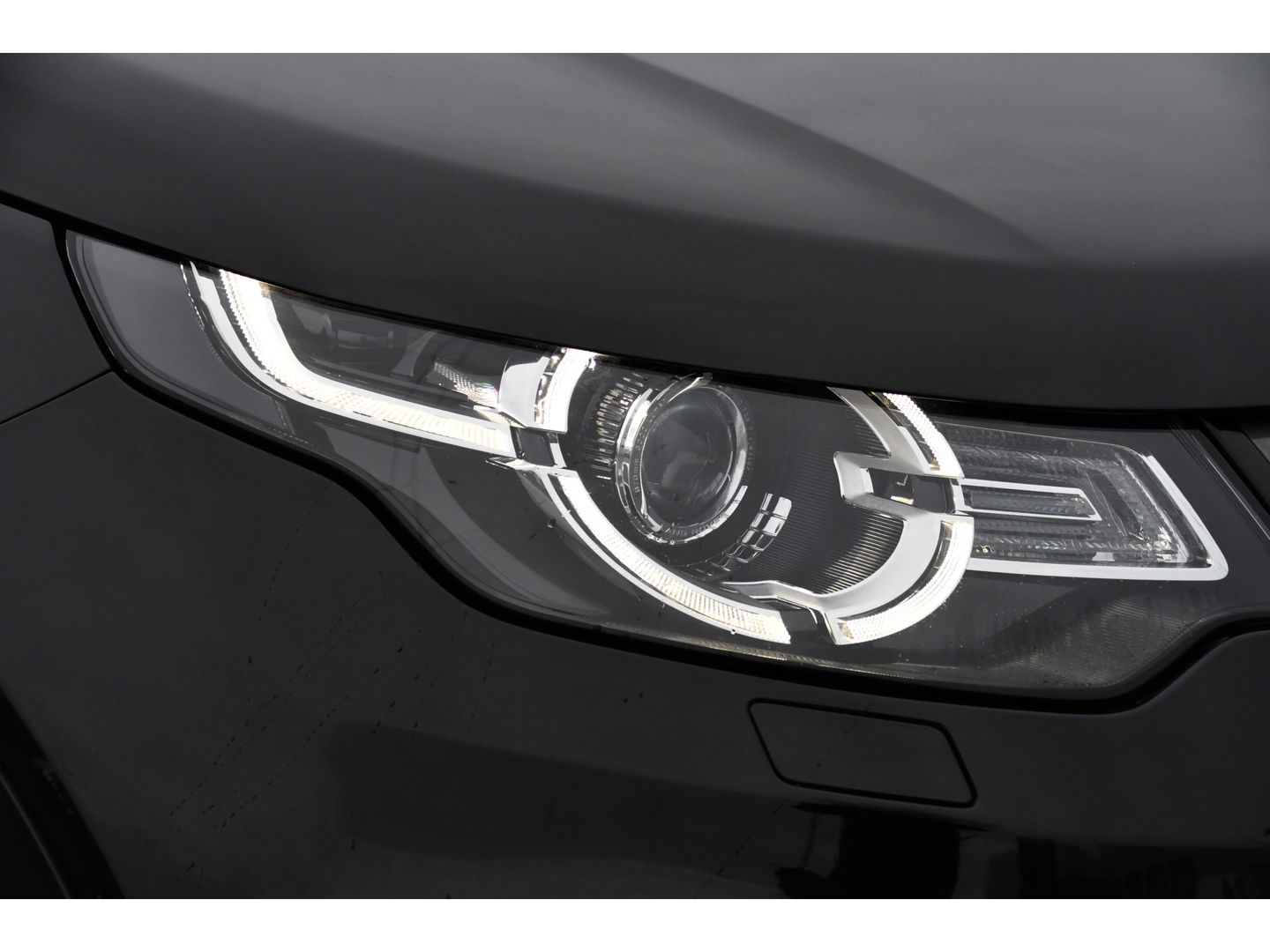 Land Rover Discovery Sport 2.0 TD4 HSE Camera, Cruise, Stoelverwarming, PANO, 180pk, LED, Leder, Automaat, multimedia, Uniek!