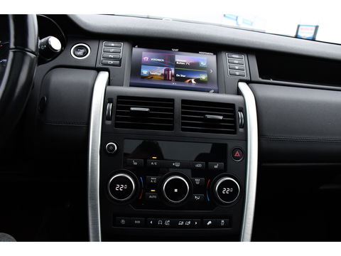 Land Rover Discovery Sport 2.0 TD4 HSE Camera, Cruise, Stoelverwarming, PANO, 180pk, LED, Leder, Automaat, multimedia, Uniek!