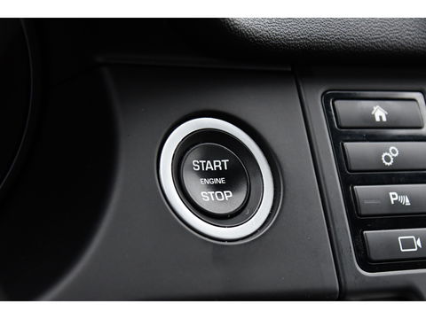 Land Rover Discovery Sport 2.0 TD4 HSE Camera, Cruise, Stoelverwarming, PANO, 180pk, LED, Leder, Automaat, multimedia, Uniek!