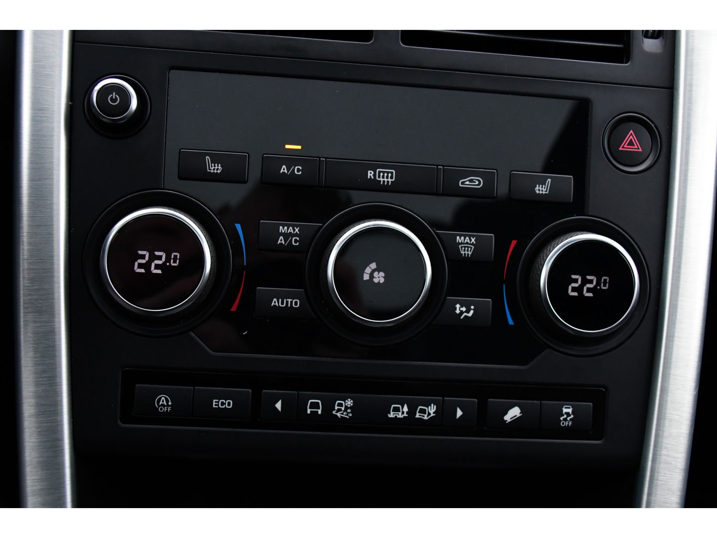 Land Rover Discovery Sport 2.0 TD4 HSE Camera, Cruise, Stoelverwarming, PANO, 180pk, LED, Leder, Automaat, multimedia, Uniek!