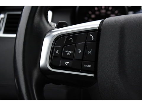 Land Rover Discovery Sport 2.0 TD4 HSE Camera, Cruise, Stoelverwarming, PANO, 180pk, LED, Leder, Automaat, multimedia, Uniek!