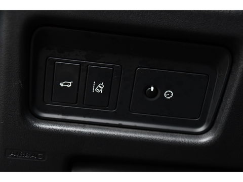 Land Rover Discovery Sport 2.0 TD4 HSE Camera, Cruise, Stoelverwarming, PANO, 180pk, LED, Leder, Automaat, multimedia, Uniek!