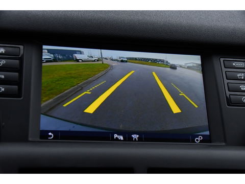 Land Rover Discovery Sport 2.0 TD4 HSE Camera, Cruise, Stoelverwarming, PANO, 180pk, LED, Leder, Automaat, multimedia, Uniek!