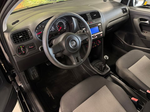 Volkswagen Polo 1.2 Easyline | 5 Deurs | Navigatie | Airconditioning | Isofix | Lichtmetalen Velgen | Radio | CD | Elektrische Ramen |  Centrale Deurvergrendeling |
