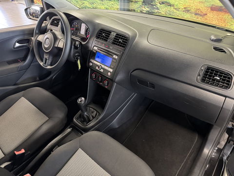Volkswagen Polo 1.2 Easyline | 5 Deurs | Navigatie | Airconditioning | Isofix | Lichtmetalen Velgen | Radio | CD | Elektrische Ramen |  Centrale Deurvergrendeling |