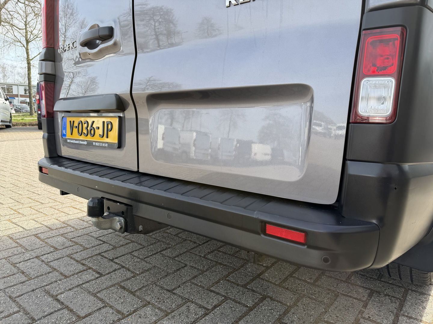 Renault Trafic 1.6 dCi 145pk T29 L2H1 Luxe Energy / euro 6 / bpm vrij / dubbele schuifdeur ! / vaste prijs rijklaar € 11.950 ex btw / airco / cruise / navi / camera / trekhaak