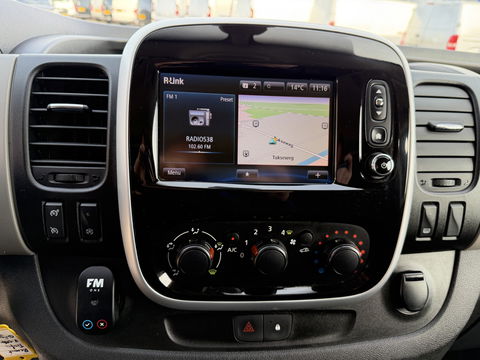 Renault Trafic 1.6 dCi 145pk T29 L2H1 Luxe Energy / euro 6 / bpm vrij / dubbele schuifdeur ! / vaste prijs rijklaar € 11.950 ex btw / airco / cruise / navi / camera / trekhaak