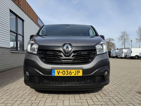 Renault Trafic 1.6 dCi 145pk T29 L2H1 Luxe Energy / euro 6 / bpm vrij / dubbele schuifdeur ! / vaste prijs rijklaar € 11.950 ex btw / airco / cruise / navi / camera / trekhaak