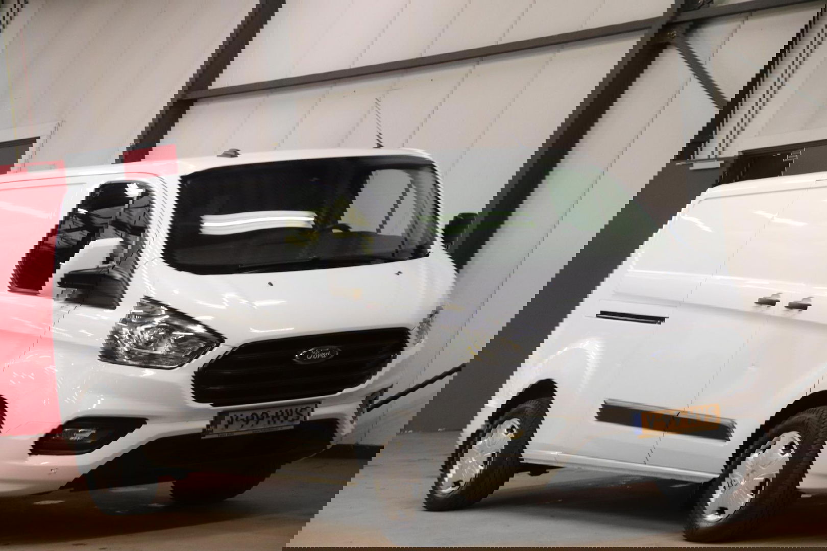 Ford Transit Custom 300L 2.0 TDCI L2H1 AUTOMAAT