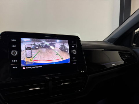 Volkswagen T-Roc 1.5 TSI R-Line PANO CAM BLINDSPOT