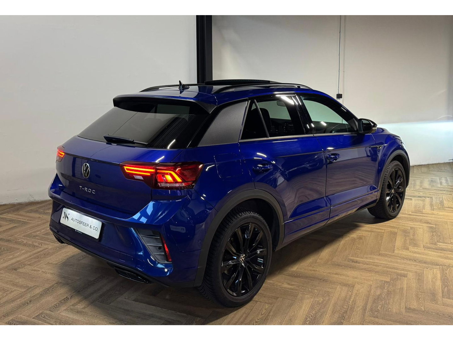 Volkswagen T-Roc 1.5 TSI R-Line PANO CAM BLINDSPOT