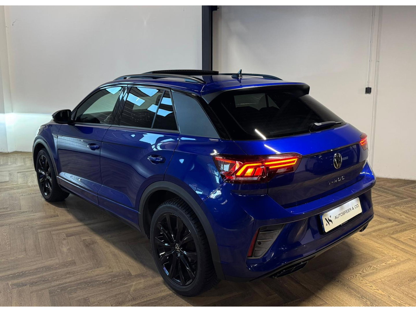 Volkswagen T-Roc 1.5 TSI R-Line PANO CAM BLINDSPOT