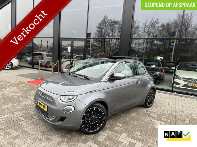 Fiat 500e - La Prima 42 kWh|Camera|PDC|Navi|Leer|Stoelverwarming|NAP