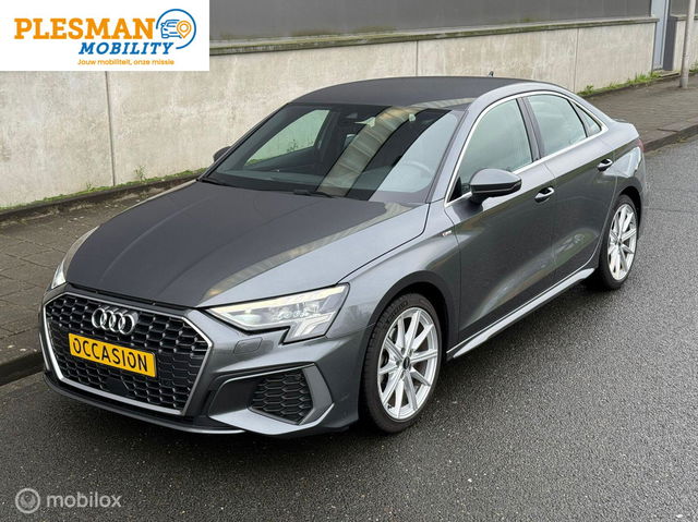 Audi A3 - Limousine 35 TFSI S-edition * 2022 * Automaat *