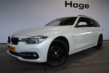 BMW 3 Serie - Touring 318i Luxury Clima Navigatie LED Panoramadak 18'Inch Goed Onderhouden! Inruil Mogelijk!