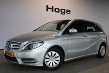 Mercedes-Benz B-Klasse - 180 Ambition Automaat Clima Navigatie Trekhaak All in Prijs! Inruil Mogelijk!