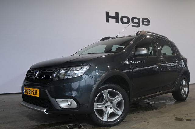 Dacia Sandero Stepway - 0.9 TCe Tech Road Airco Navigatie Trekhaak Goed Onderhouden! Inruil Mogelijk!