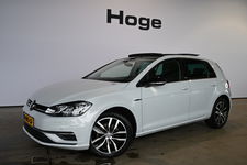 Volkswagen Golf - 1.5 TSI R-Line Automaat Apple CarPlay Navigatie Panormadak Stoelverwarming Virtual Cockpit Inruil Mogelijk!
