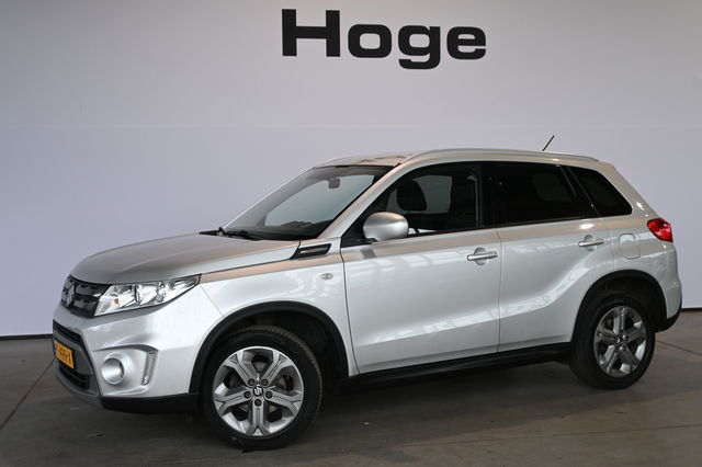 Suzuki Vitara - 1.6 Exclusive Clima Navigatie Trekhaak Goed Onderhouden! Inruil Mogelijk!