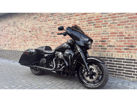 Harley Davidson 103 Street Glide Electra Streetglide Blackout CVO