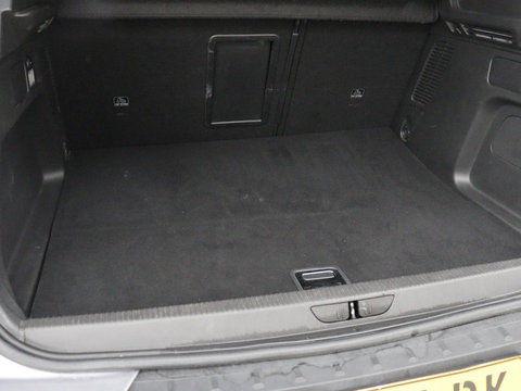 Opel Grandland X 1.6 Turbo Hybrid Elegance | SOH 96% | Leder | Adaptive cruise | Trekhaak | Stuurverwarming | Carplay | Navigatie | Full LED | Camera | Climate control | PHEV | Plug In