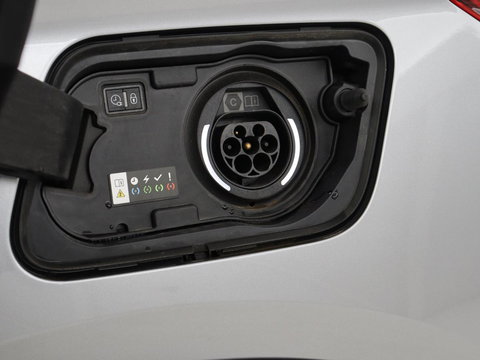 Opel Grandland X 1.6 Turbo Hybrid Elegance | SOH 96% | Leder | Adaptive cruise | Trekhaak | Stuurverwarming | Carplay | Navigatie | Full LED | Camera | Climate control | PHEV | Plug In